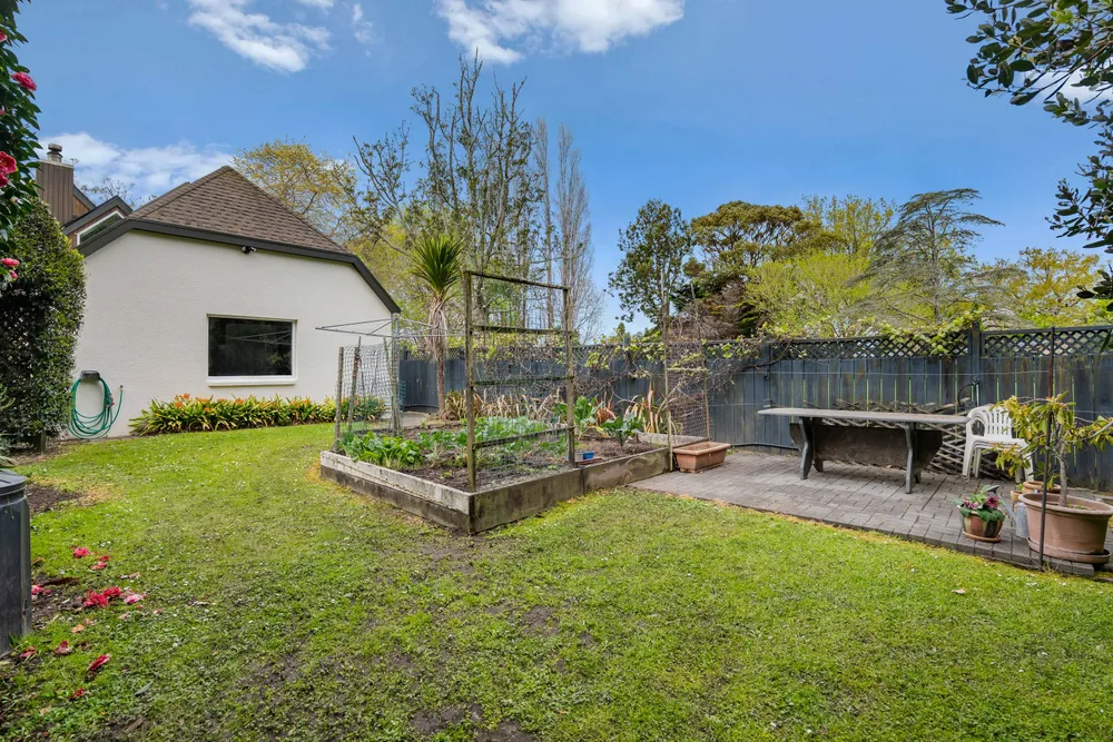 Photos of 3A Glamis Avenue
