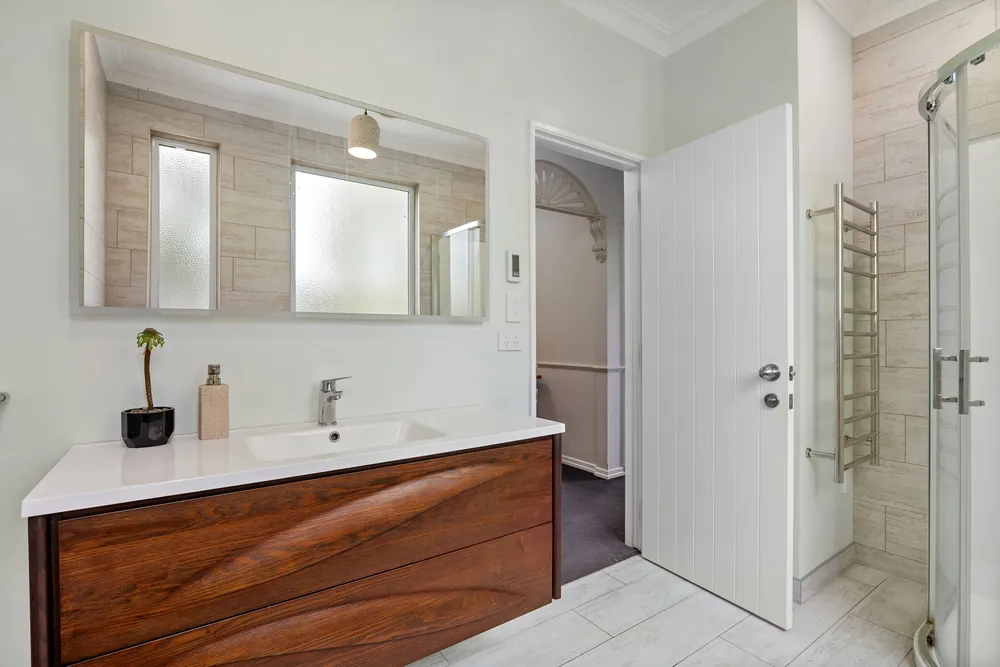Photos of 3A Glamis Avenue