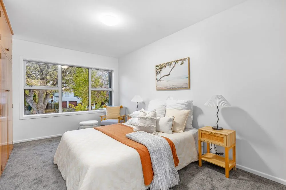 Photos of 32 Claridges Road