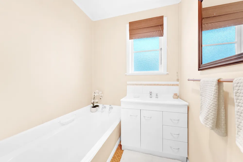 Photos of 202 Rata Street