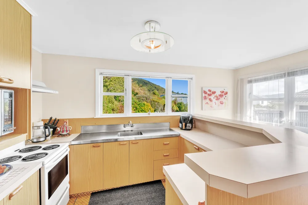 Photos of 202 Rata Street