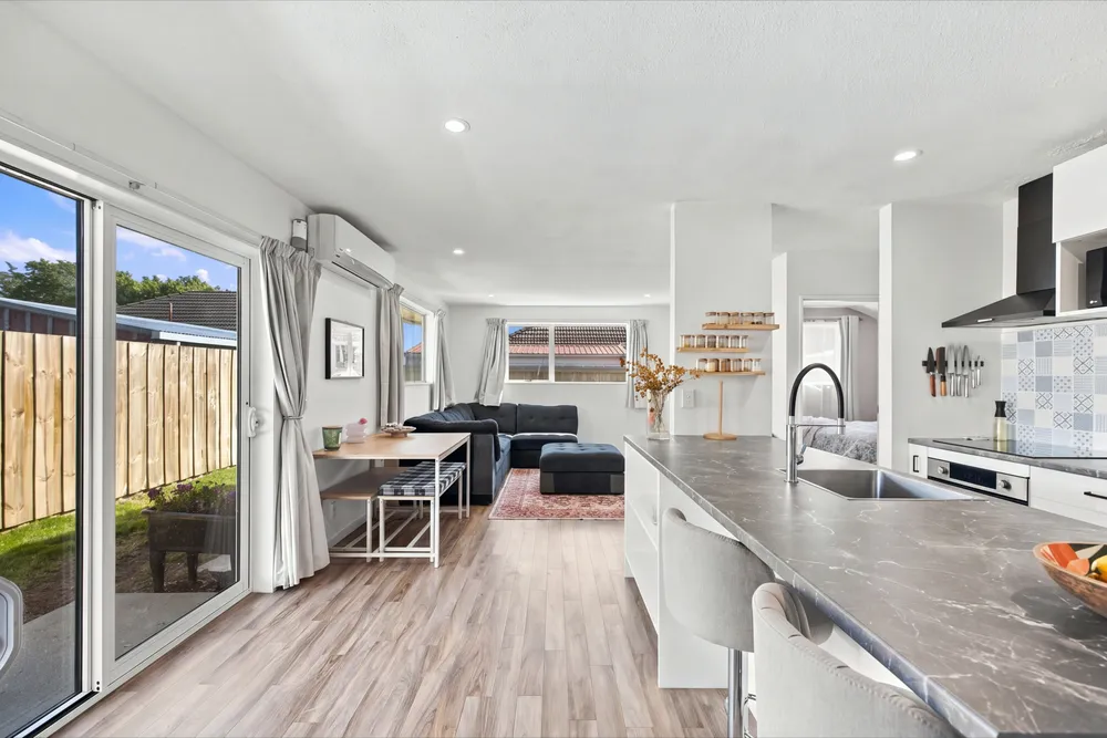 Photos of 143A Buchanans Road