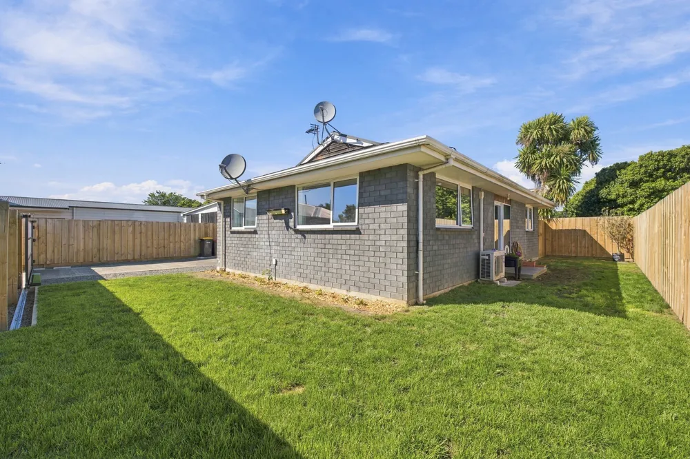 Photos of 143A Buchanans Road
