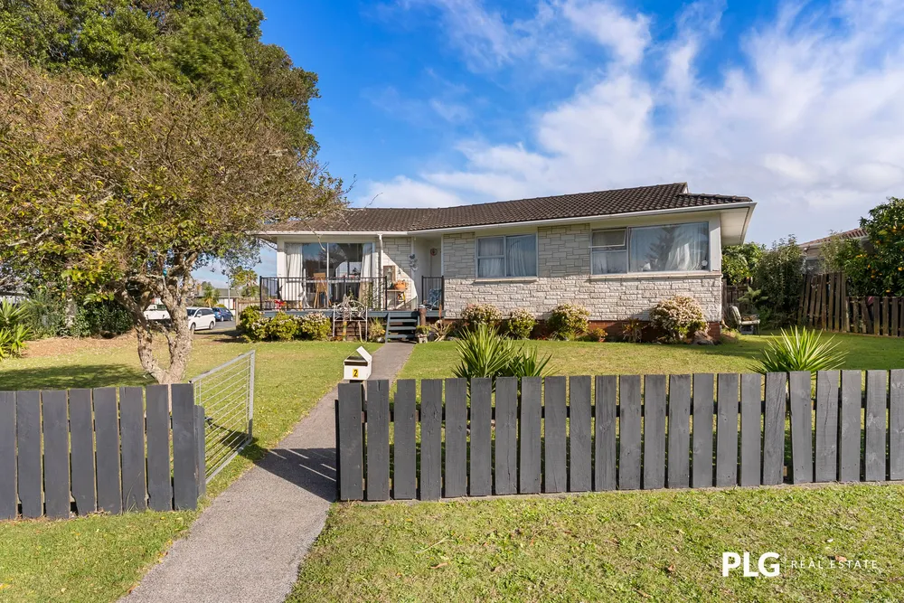 Photo of 2 Awakino Place, Manurewa