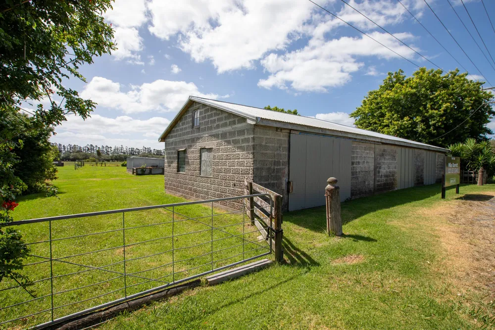 Photos of 748 One Tree Point Road