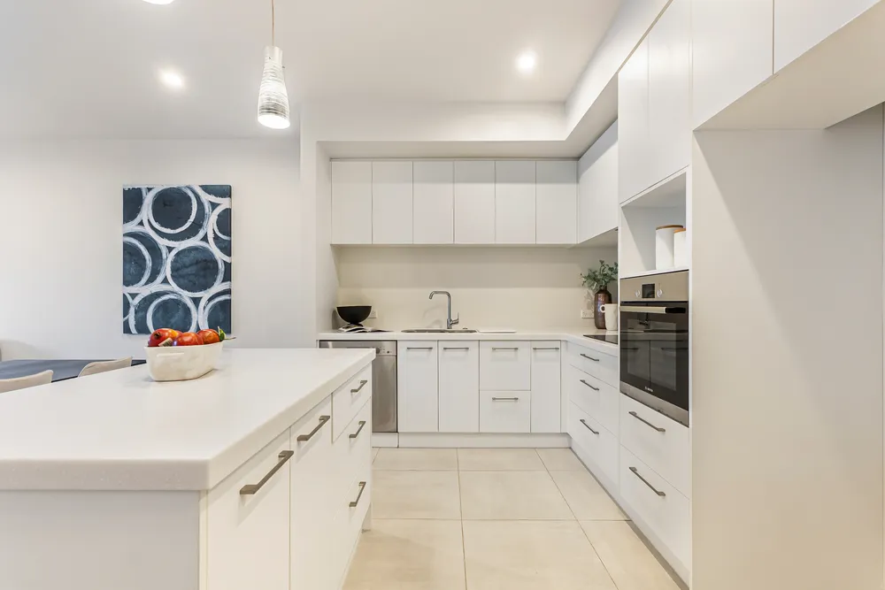 Photos of 6 Sapling Way