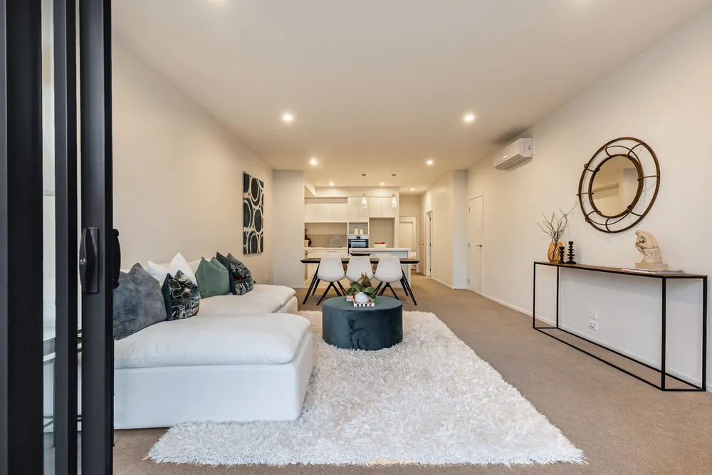 Photos of 6 Sapling Way