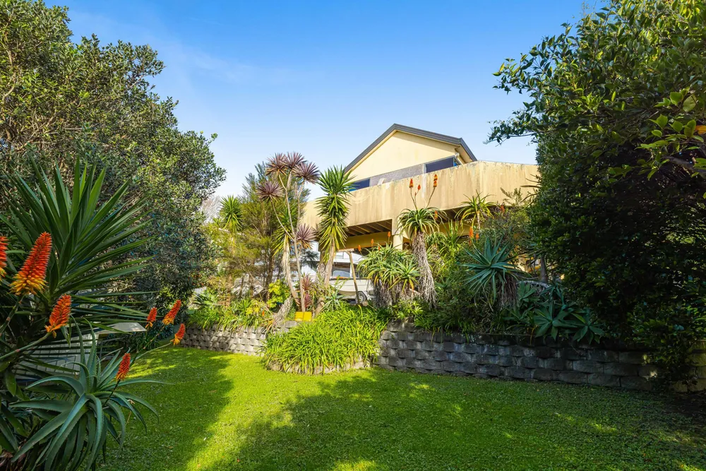 Photos of 505 Hibiscus Coast Highway