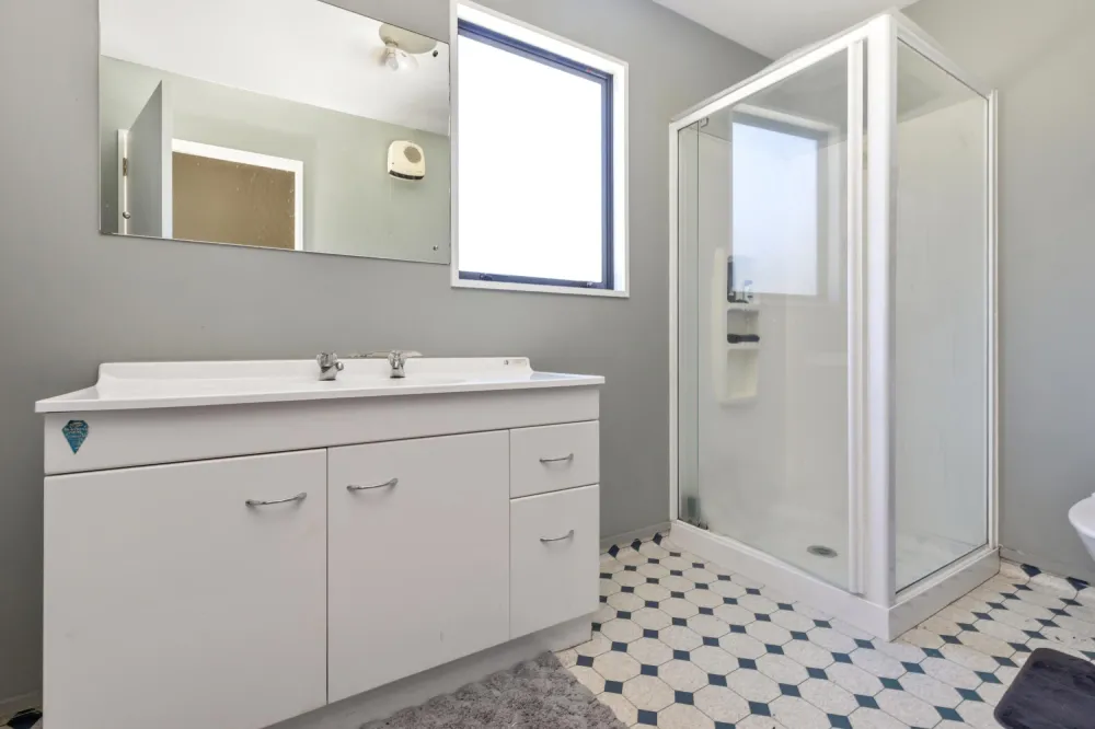 Photos of 100 Elizabeth Street