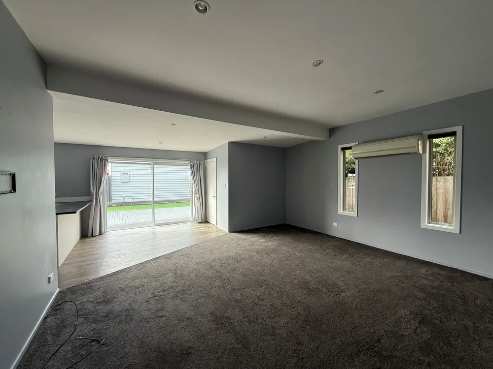 Photos of 43 Wyon Street
