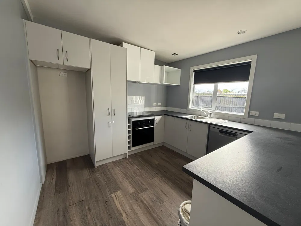 Photos of 43 Wyon Street