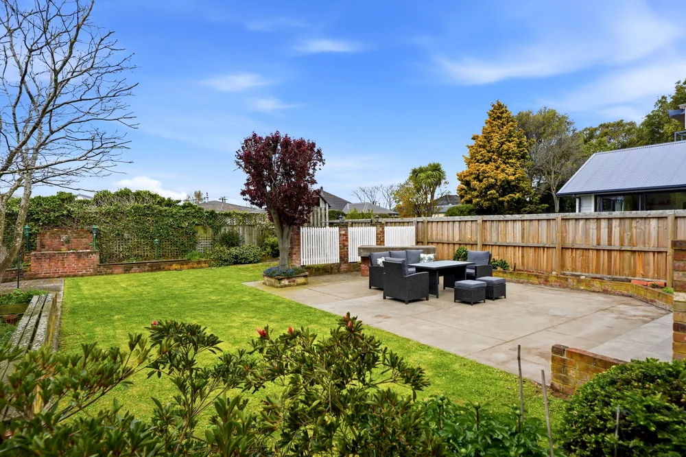 Photos of 118 Francis Avenue