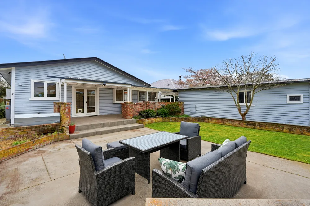 Photos of 118 Francis Avenue