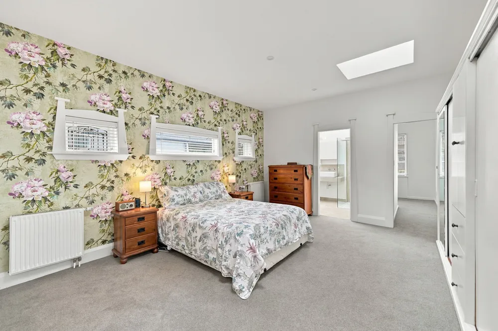 Photos of 118 Francis Avenue