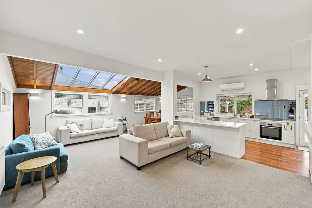 Photos of 118 Francis Avenue