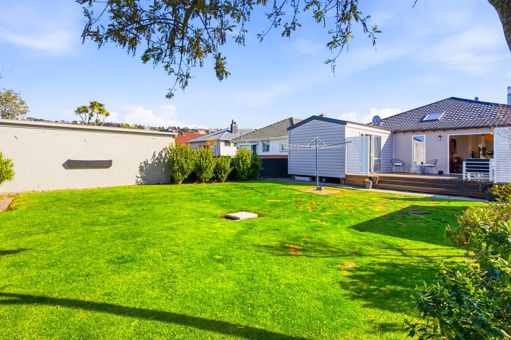 Photos of 55 Hargest Crescent