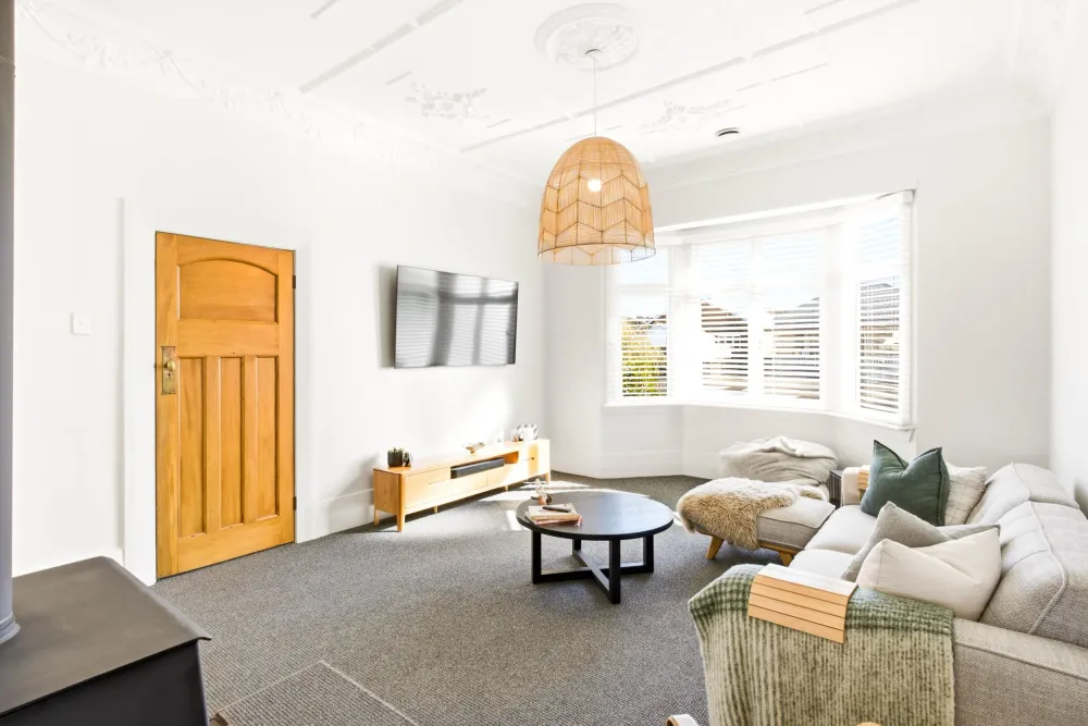 Photos of 55 Hargest Crescent
