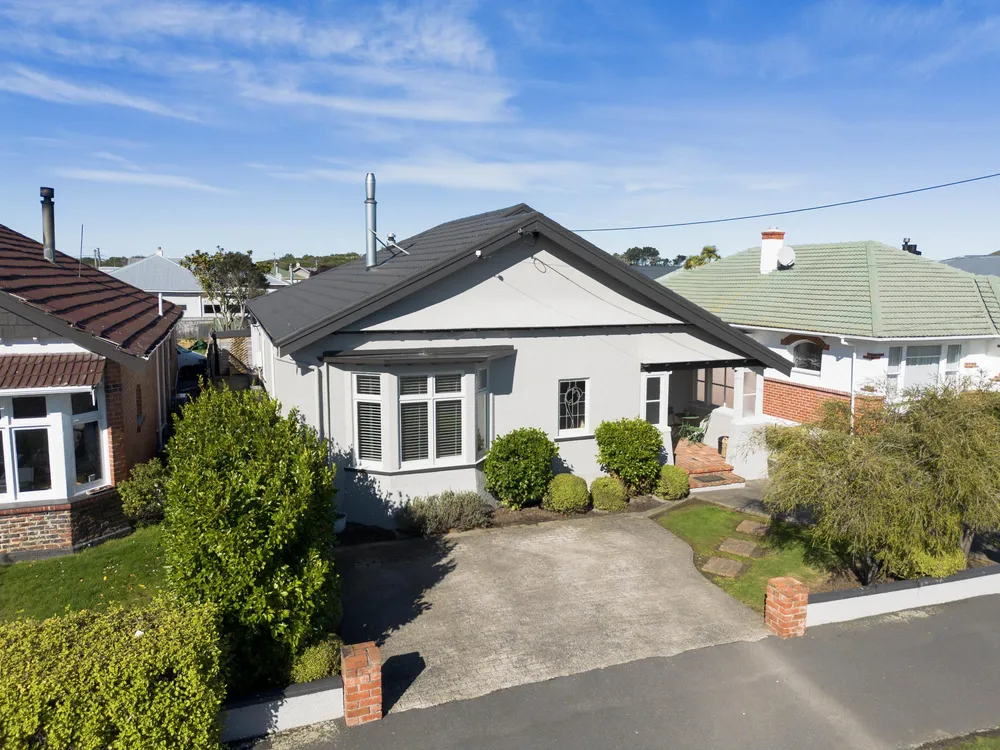 Photos of 55 Hargest Crescent