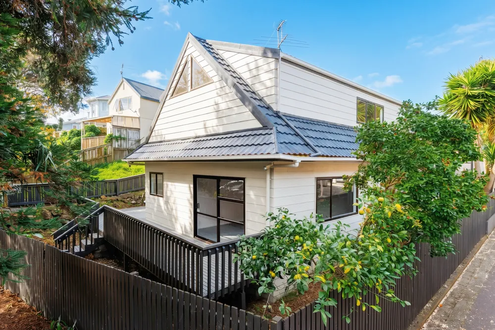 Photos of 69A Morningside Drive