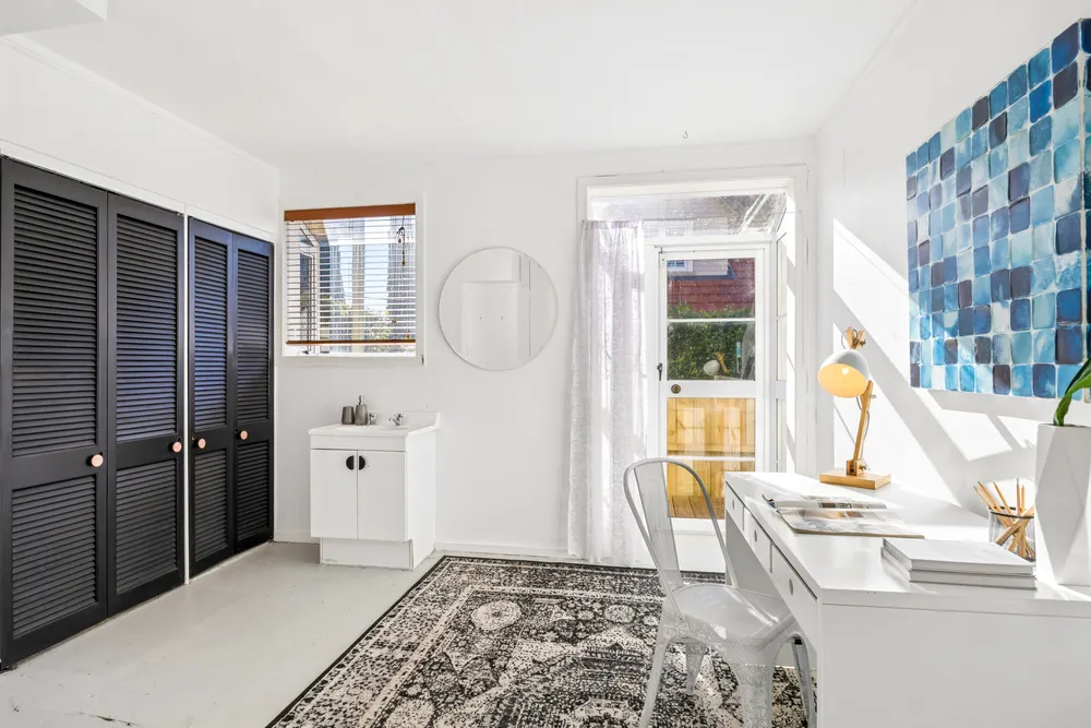 Photos of 2A Canterbury Place