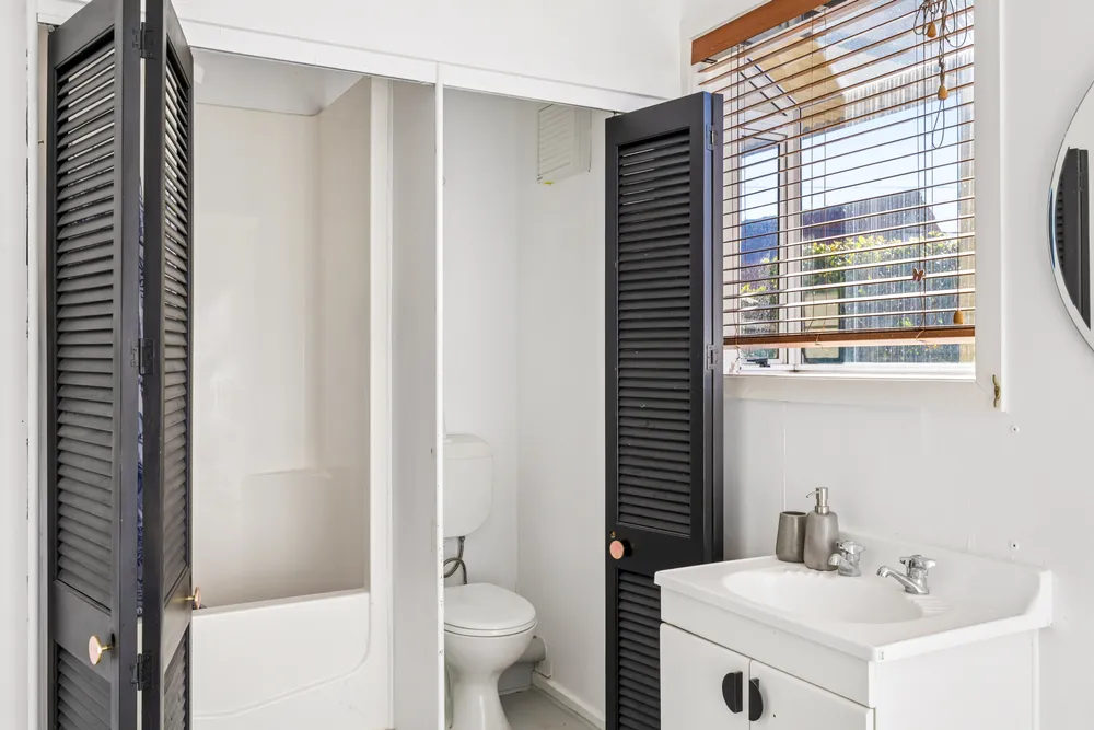 Photos of 2A Canterbury Place