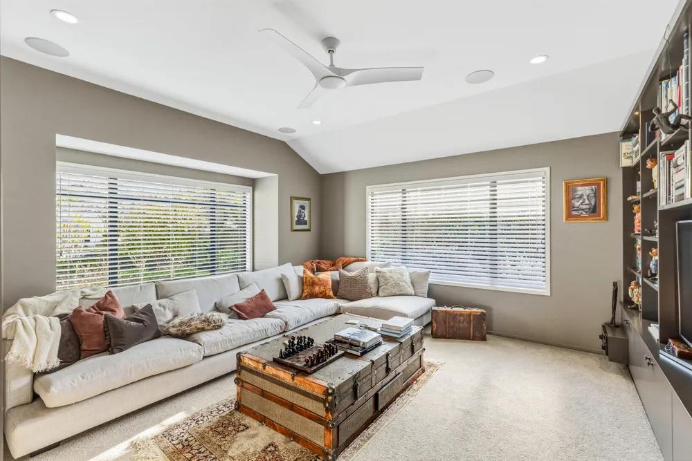 Photos of 51 Clemow's Lane