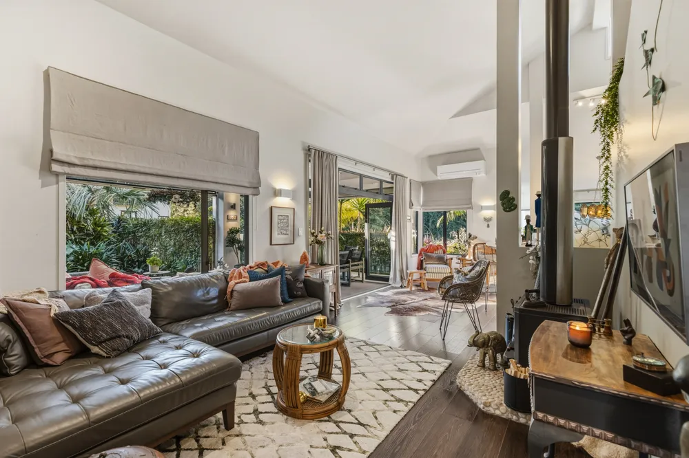 Photos of 51 Clemow's Lane