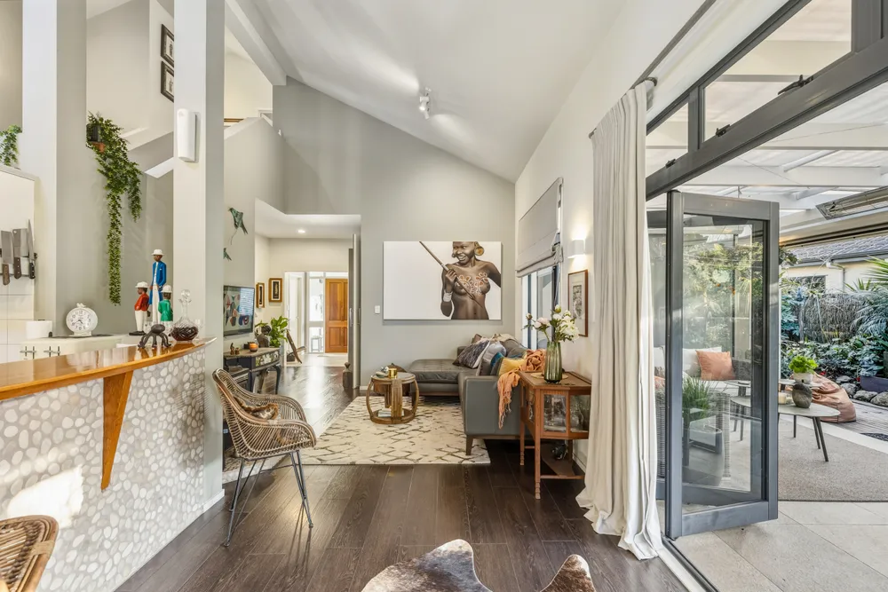 Photos of 51 Clemow's Lane