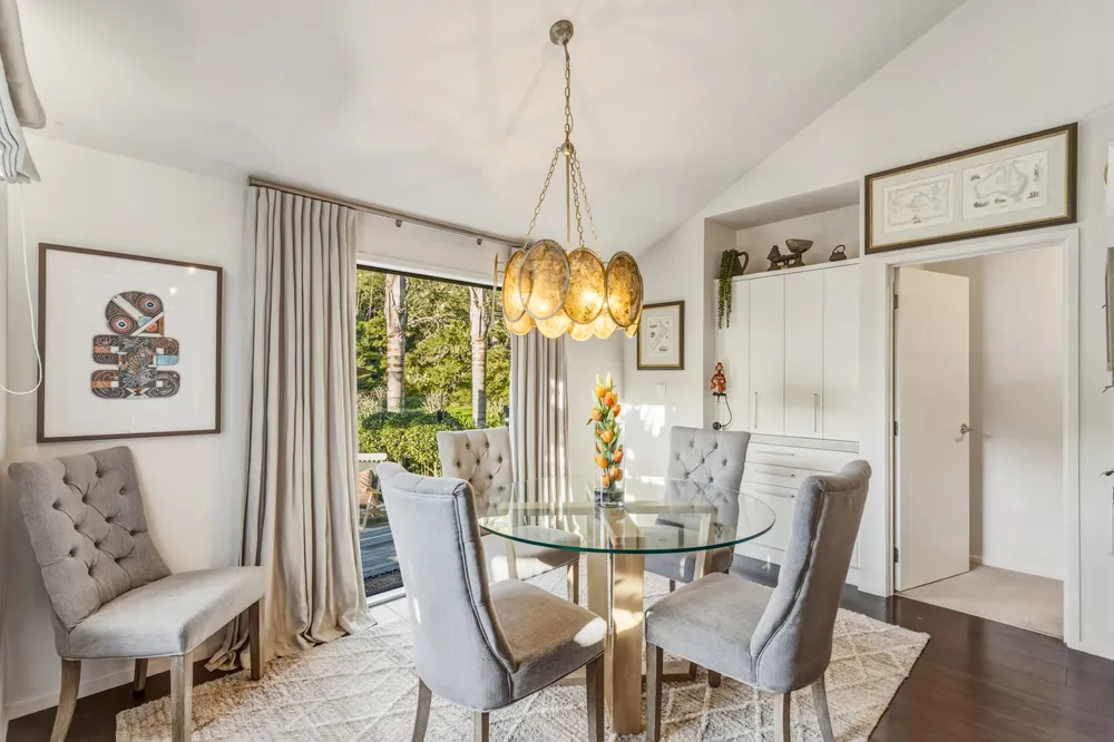Photos of 51 Clemow's Lane