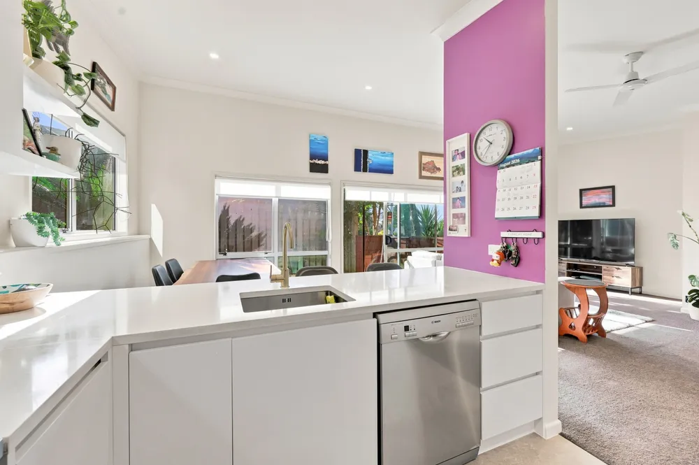 Photos of 18A Hogans Road