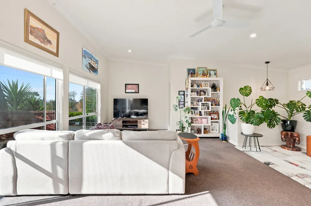 Photos of 18A Hogans Road