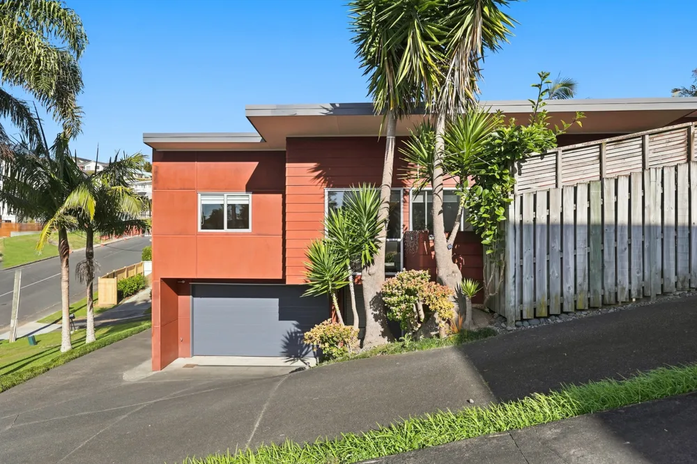 Photos of 18A Hogans Road