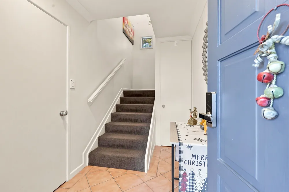 Photos of 18A Hogans Road