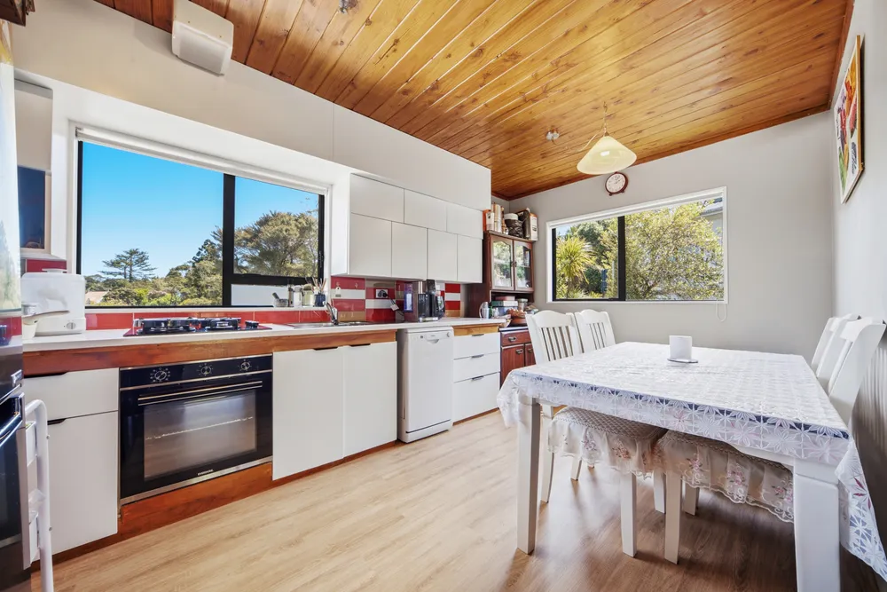 Photos of 1/3 Witheford Drive