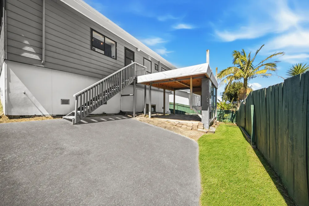 Photos of 1/3 Witheford Drive