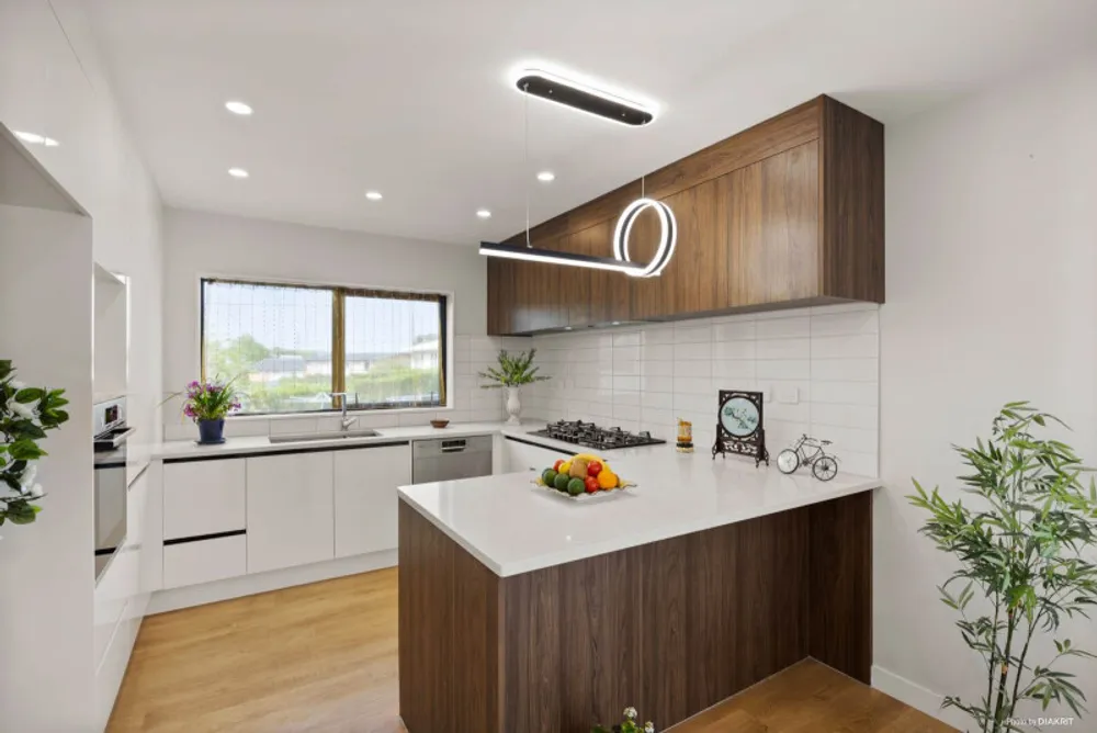 Photos of 264A New Windsor Road