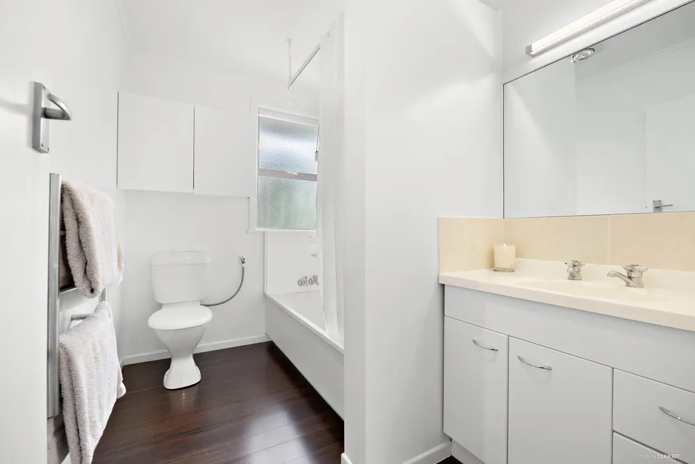 Photos of 5/1 Fifth Avenue