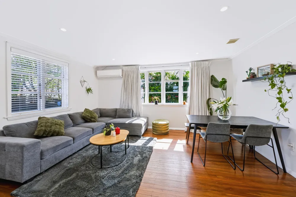 Photos of 91 Hoani Street