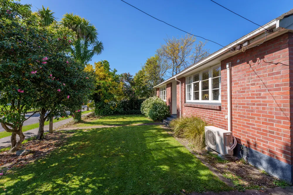 Photos of 91 Hoani Street
