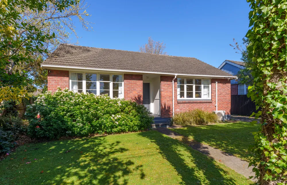 Photos of 91 Hoani Street