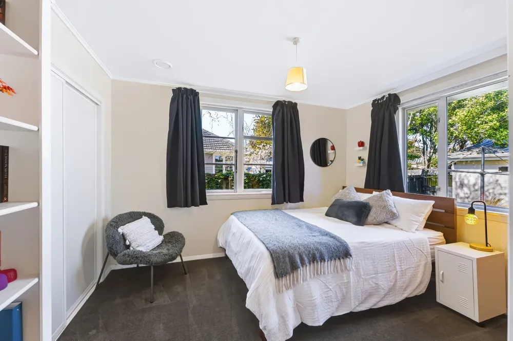 Photos of 91 Hoani Street