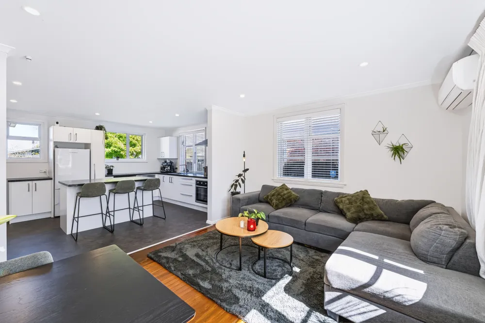 Photos of 91 Hoani Street