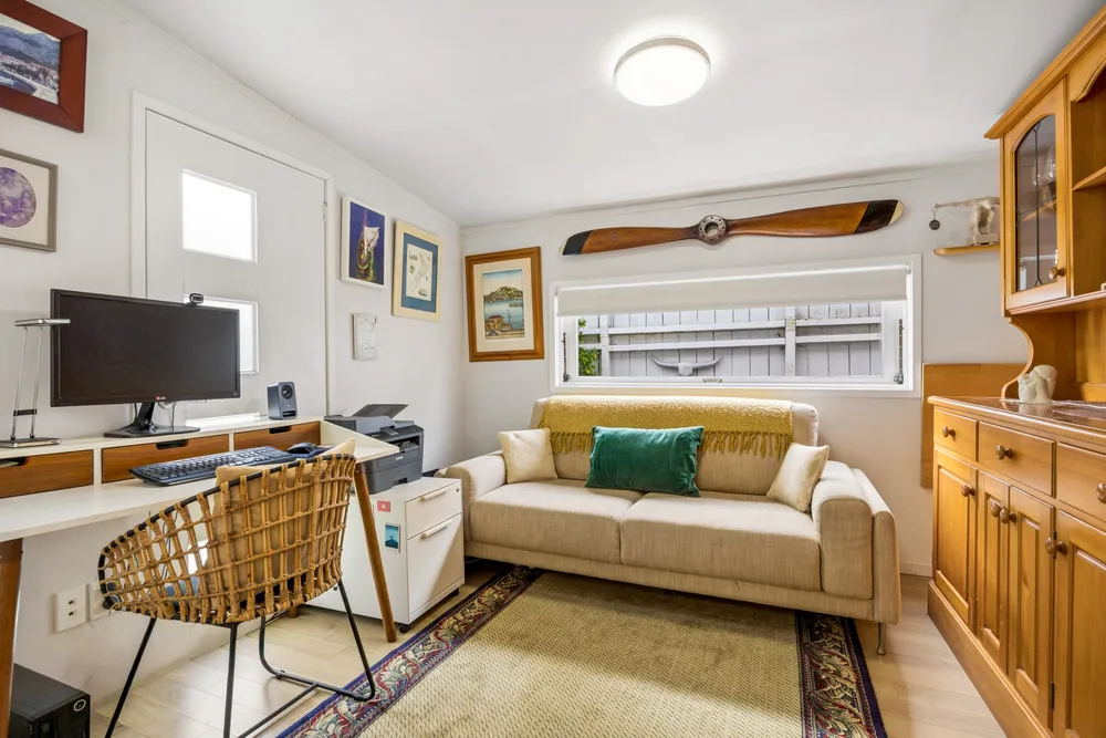 Photos of 19 Alba Road