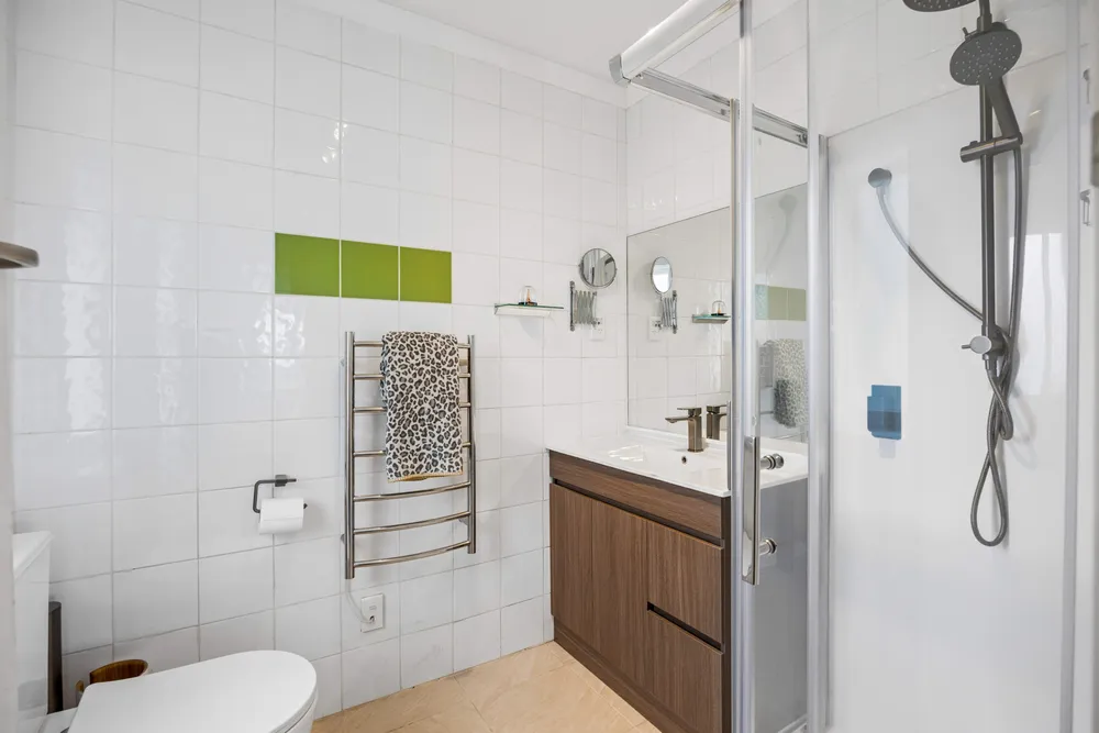 Photos of 19 Alba Road