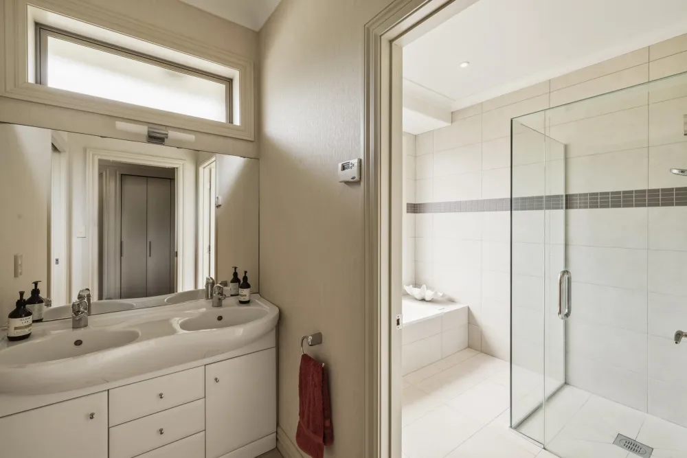 Photos of 195a Tuapiro Road