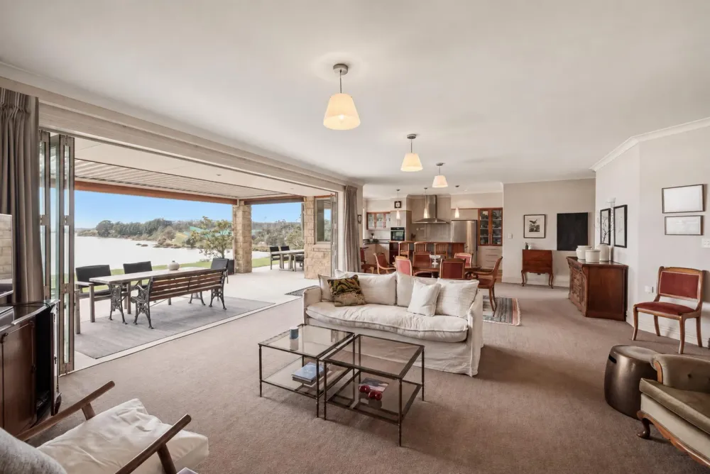 Photos of 195a Tuapiro Road