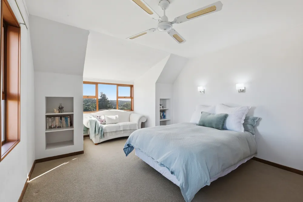 Photos of 16 Fallow Street