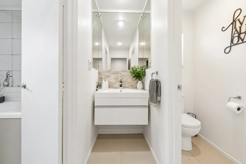 Photos of 15 Talga Court