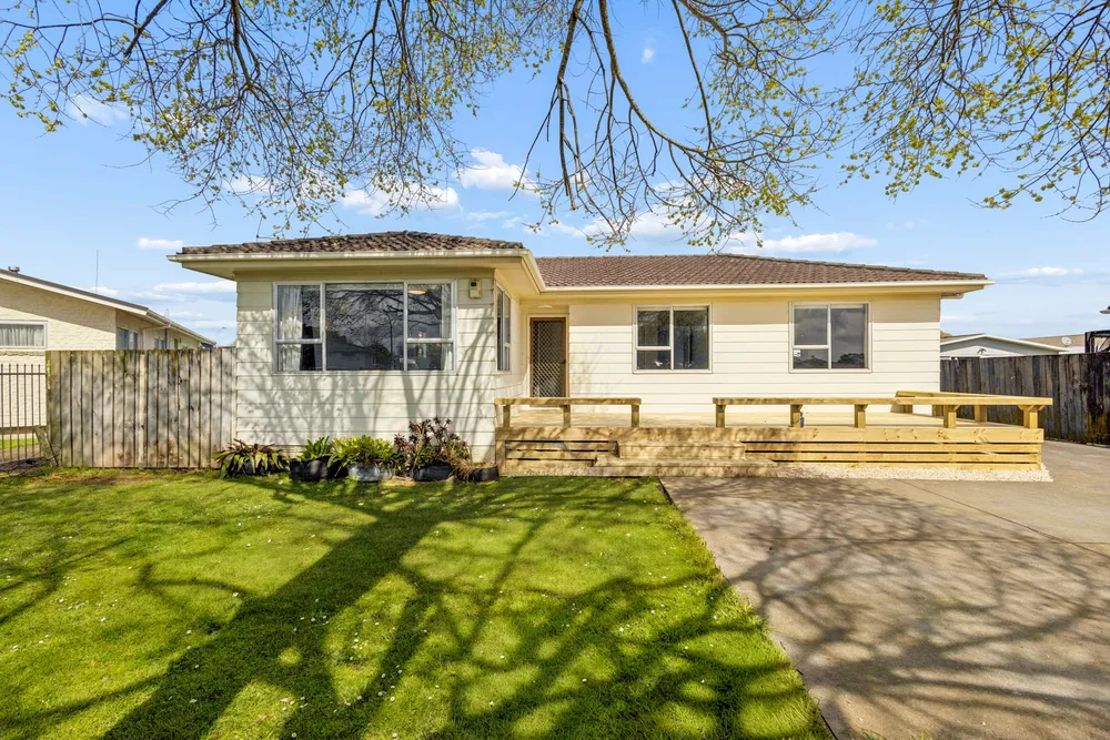 Photos of 27 Neems Place