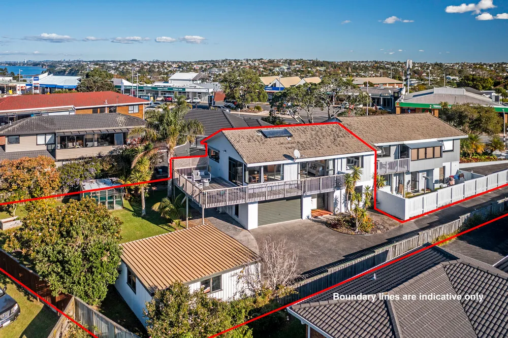 Photos of 2/983 Beach Road